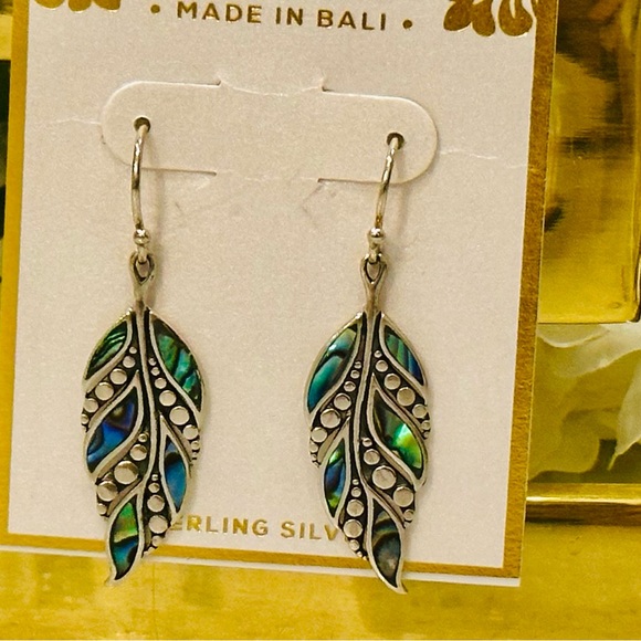 New iredescent leaves sterling silver earrings made in Bali - Picture 3 of 4